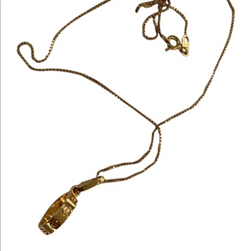 Cartier pendant necklace